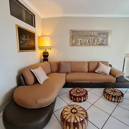 Διαμέρισμα Agata House *