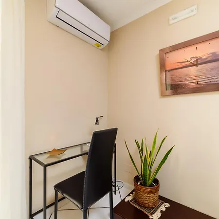 Διαμέρισμα Agata House *